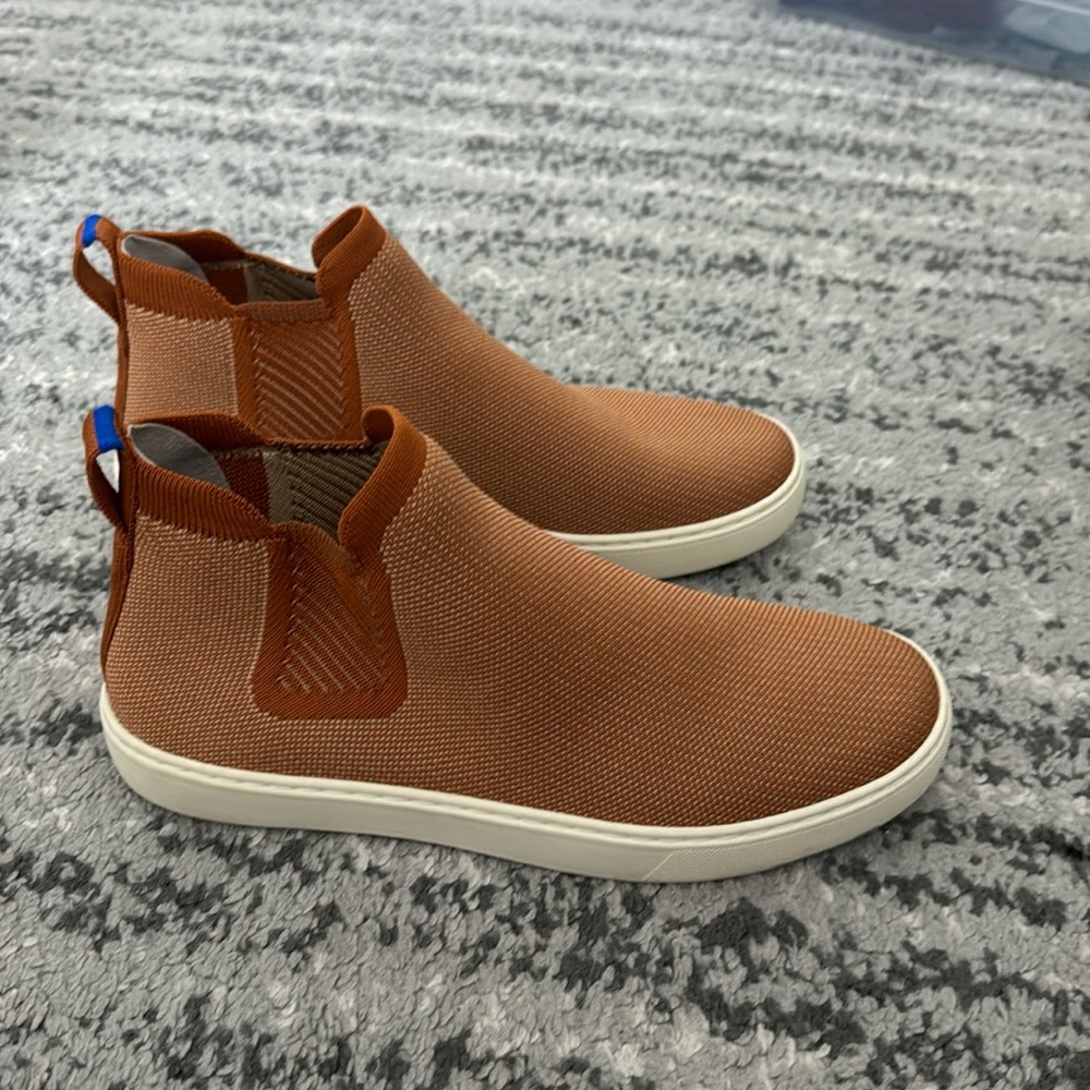 Rothy’s Chelsea Boot in Fawn